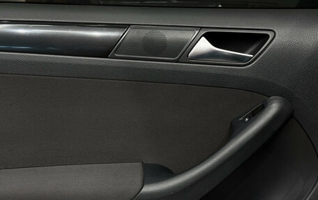 Volkswagen Jetta VI, 2011 год, 850 000 рублей, 19 фотография