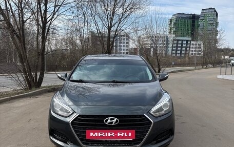 Hyundai i40 I рестайлинг, 2015 год, 1 150 000 рублей, 2 фотография