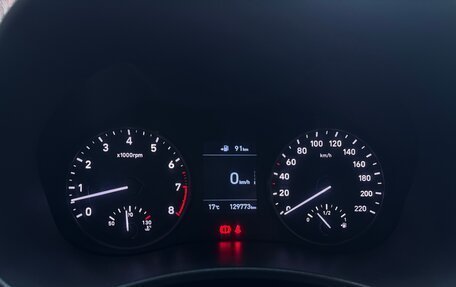 Hyundai Solaris II рестайлинг, 2017 год, 930 000 рублей, 15 фотография