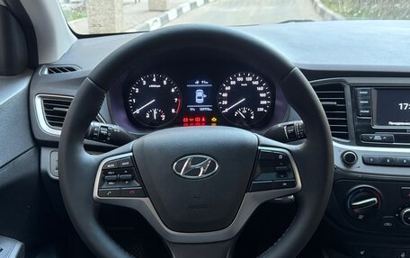 Hyundai Solaris II рестайлинг, 2017 год, 930 000 рублей, 14 фотография