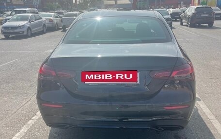 Mercedes-Benz E-Класс, 2021 год, 3 790 000 рублей, 3 фотография