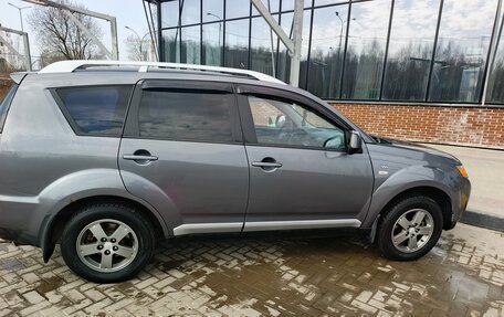 Mitsubishi Outlander III рестайлинг 3, 2008 год, 900 000 рублей, 3 фотография