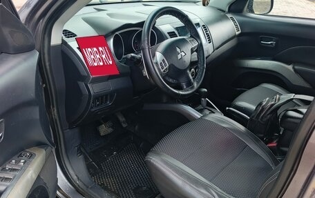 Mitsubishi Outlander III рестайлинг 3, 2008 год, 900 000 рублей, 9 фотография
