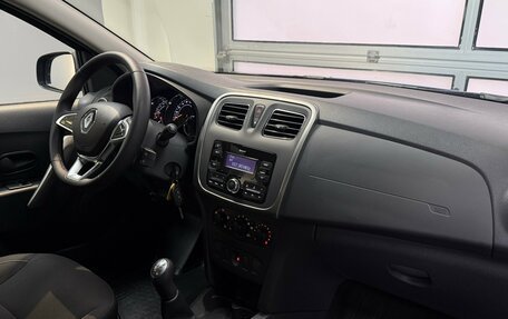 Renault Logan II, 2019 год, 1 295 000 рублей, 17 фотография