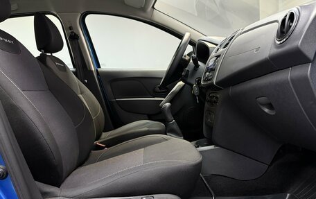 Renault Logan II, 2019 год, 1 295 000 рублей, 19 фотография