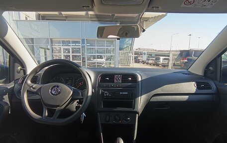 Volkswagen Polo VI (EU Market), 2016 год, 1 150 000 рублей, 14 фотография