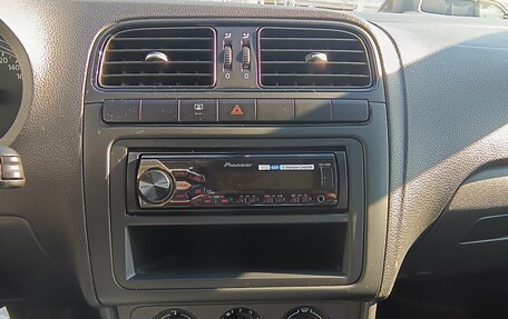 Volkswagen Polo VI (EU Market), 2016 год, 1 150 000 рублей, 18 фотография