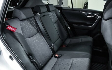 Toyota RAV4, 2020 год, 3 549 000 рублей, 9 фотография