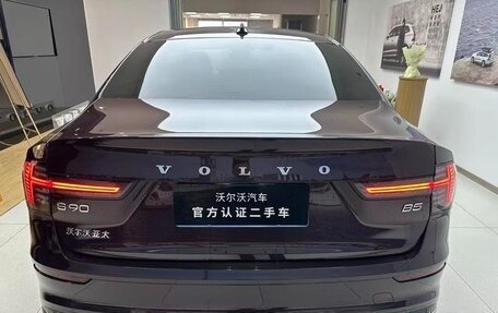 Volvo S90 II рестайлинг, 2025 год, 6 100 000 рублей, 3 фотография