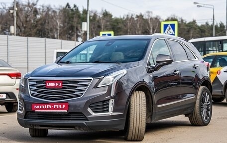 Cadillac XT5 I рестайлинг, 2016 год, 2 550 000 рублей, 3 фотография