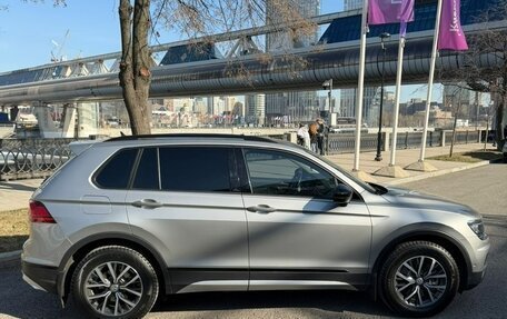 Volkswagen Tiguan II, 2019 год, 3 300 000 рублей, 3 фотография