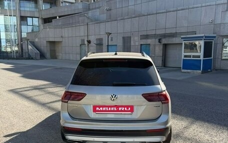 Volkswagen Tiguan II, 2019 год, 3 300 000 рублей, 6 фотография