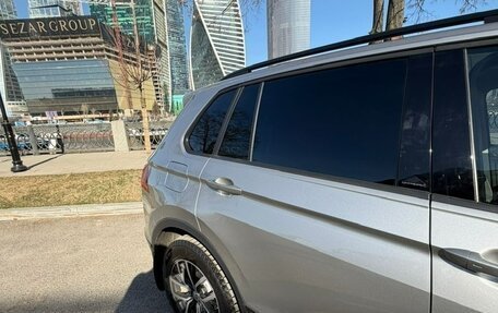 Volkswagen Tiguan II, 2019 год, 3 300 000 рублей, 18 фотография