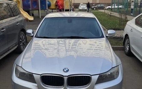 BMW 3 серия, 2010 год, 1 480 000 рублей, 4 фотография