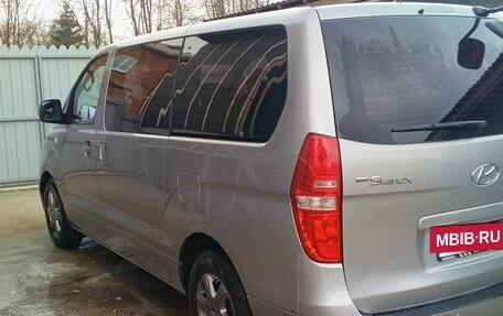 Hyundai Grand Starex Grand Starex I рестайлинг 2, 2017 год, 3 123 457 рублей, 2 фотография