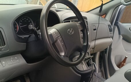Hyundai Grand Starex Grand Starex I рестайлинг 2, 2017 год, 3 123 457 рублей, 17 фотография