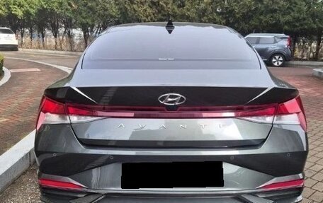 Hyundai Avante, 2022 год, 1 800 000 рублей, 4 фотография