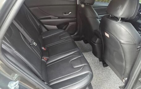 Hyundai Avante, 2022 год, 1 800 000 рублей, 10 фотография