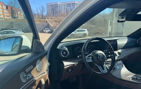 Mercedes-Benz E-Класс, 2018 год, 3 380 000 рублей, 7 фотография