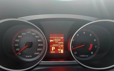 Mitsubishi Outlander III рестайлинг 3, 2006 год, 800 000 рублей, 8 фотография