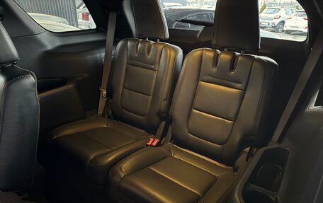 Ford Explorer VI, 2013 год, 1 850 000 рублей, 15 фотография