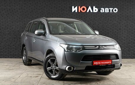 Mitsubishi Outlander III рестайлинг 3, 2012 год, 1 425 000 рублей, 3 фотография