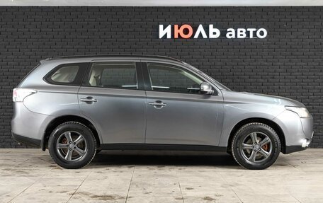 Mitsubishi Outlander III рестайлинг 3, 2012 год, 1 425 000 рублей, 8 фотография