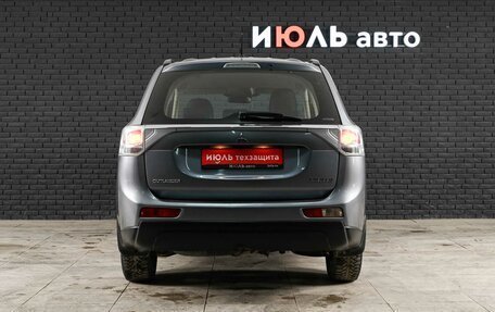 Mitsubishi Outlander III рестайлинг 3, 2012 год, 1 425 000 рублей, 5 фотография