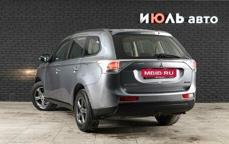 Mitsubishi Outlander III рестайлинг 3, 2012 год, 1 425 000 рублей, 6 фотография