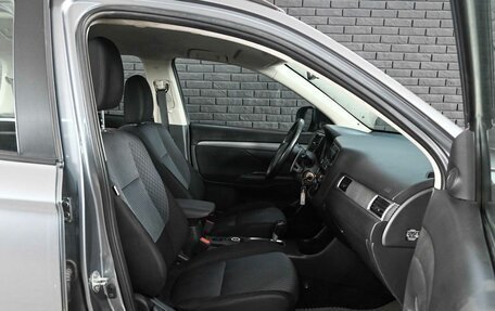 Mitsubishi Outlander III рестайлинг 3, 2012 год, 1 425 000 рублей, 12 фотография