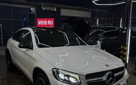 Mercedes-Benz GLC Coupe, 2018 год, 4 150 000 рублей, 2 фотография