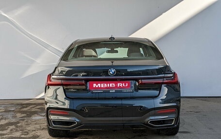 BMW 7 серия, 2020 год, 5 550 000 рублей, 19 фотография