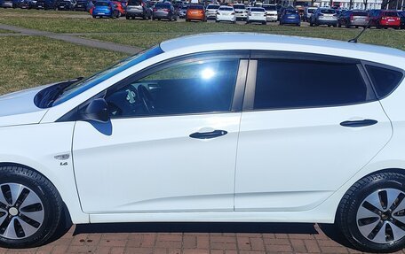 Hyundai Solaris II рестайлинг, 2014 год, 630 000 рублей, 2 фотография