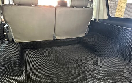 Toyota Land Cruiser 70, 2010 год, 3 999 000 рублей, 28 фотография
