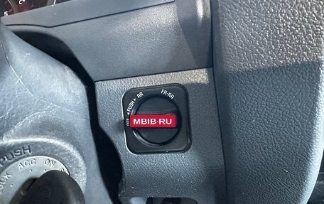 Toyota Land Cruiser 70, 2010 год, 3 999 000 рублей, 25 фотография