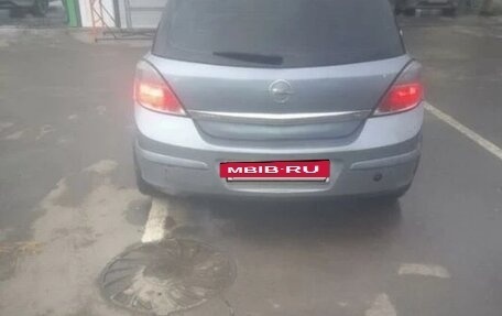 Opel Astra H, 2008 год, 240 000 рублей, 2 фотография