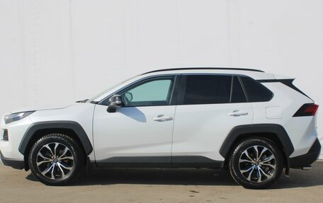 Toyota RAV4, 2024 год, 3 890 000 рублей, 4 фотография