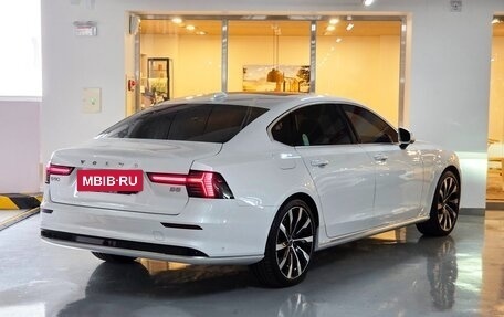 Volvo S90 II рестайлинг, 2025 год, 6 200 000 рублей, 3 фотография