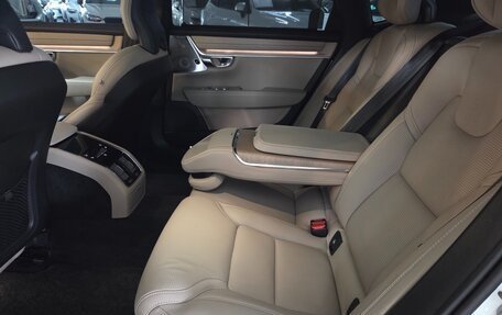 Volvo S90 II рестайлинг, 2025 год, 6 200 000 рублей, 9 фотография