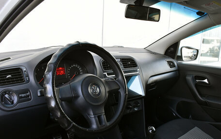 Volkswagen Polo VI (EU Market), 2013 год, 599 000 рублей, 10 фотография