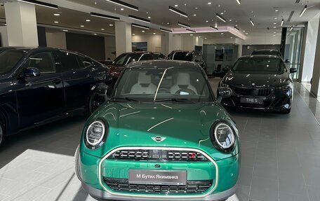 MINI Hatch, 2024 год, 5 460 000 рублей, 2 фотография