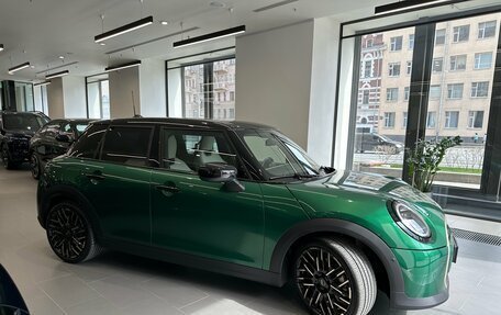MINI Hatch, 2024 год, 5 460 000 рублей, 7 фотография