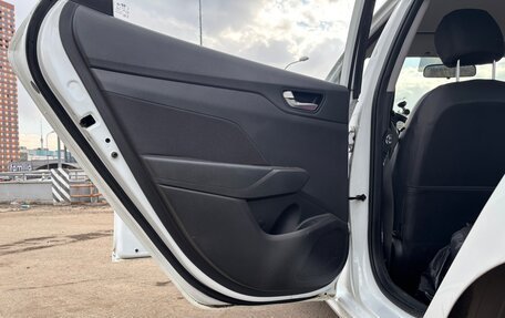 Hyundai Solaris II рестайлинг, 2019 год, 1 300 000 рублей, 6 фотография