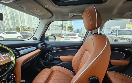 MINI Clubman, 2023 год, 2 460 000 рублей, 7 фотография