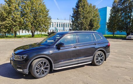 Volkswagen Tiguan II, 2020 год, 4 300 000 рублей, 7 фотография