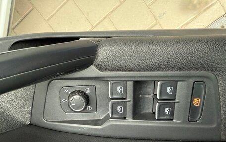 Volkswagen Tiguan II, 2017 год, 2 250 000 рублей, 11 фотография