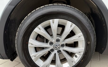 Volkswagen Tiguan II, 2017 год, 2 250 000 рублей, 15 фотография