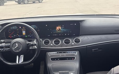 Mercedes-Benz E-Класс, 2021 год, 6 200 000 рублей, 13 фотография