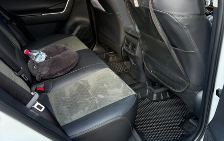 Toyota RAV4, 2025 год, 4 100 000 рублей, 6 фотография