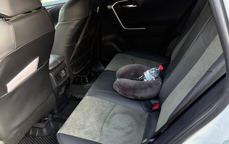 Toyota RAV4, 2025 год, 4 100 000 рублей, 5 фотография